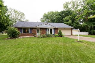 2094 Plantation Trl, Bellbrook, OH 45305-1455