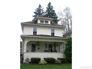 20 Morrow Ave, Pendleton, NY 14094-5015