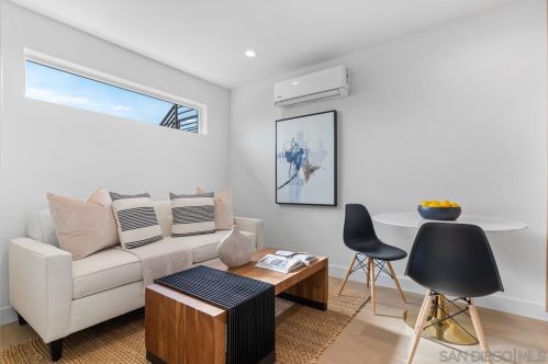 1533 Beryl St, San Diego CA  92109-2106 exterior