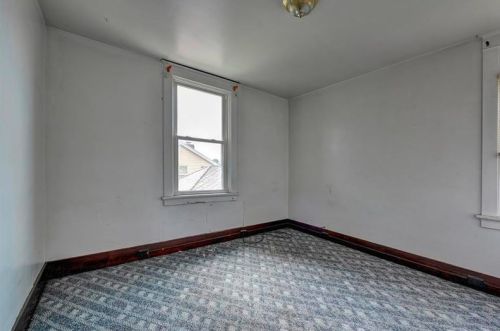 2816 Churchview Ave, Pittsburgh PA  15227-4143 exterior