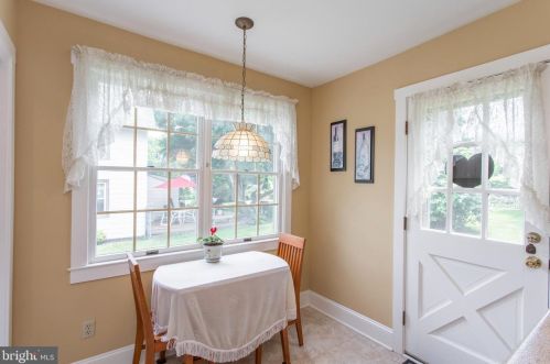 1 Maple Ave, Paoli PA  19301-1215 exterior