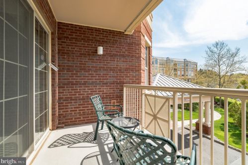 2117 Windrow Dr, Princeton NJ  08540-5023 exterior