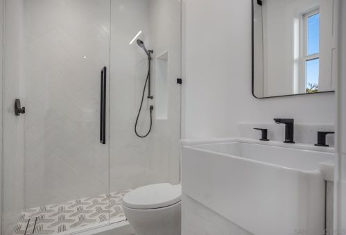 710 Cabrillo Ave, San Diego CA  92118-2030 exterior