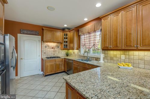 15089 Troon Ct, Haymarket VA  20169-3130 exterior