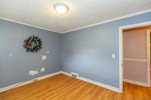 7 Plymouth Rd, North Providence RI  02904-5227 exterior