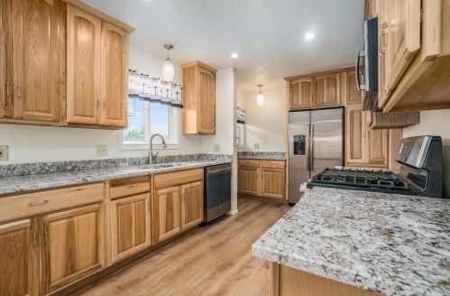 20749 Hathaway Ave, Hayward, CA 94541-3738