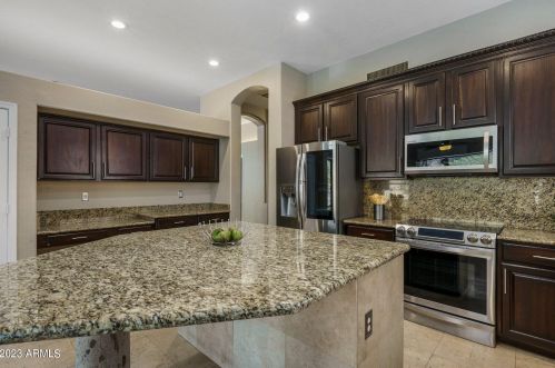 10678 Rosemary Ln, Scottsdale, AZ 85255-9094