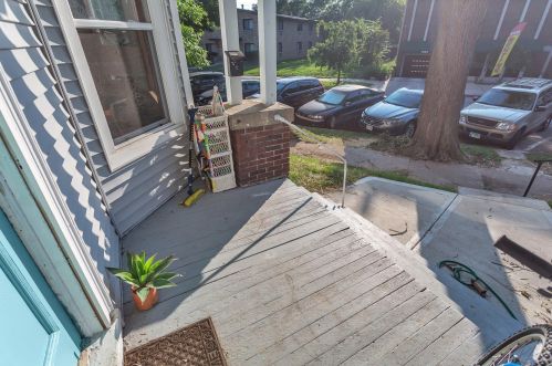 1852 Cambridge Ave, Milwaukee WI  53202-1724 exterior