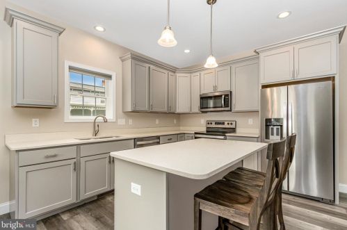 301 Harrisburg Pike, Siddonsburg PA  17019-1328 exterior