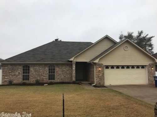 145 Peach St, Conway, AR 72034-5565