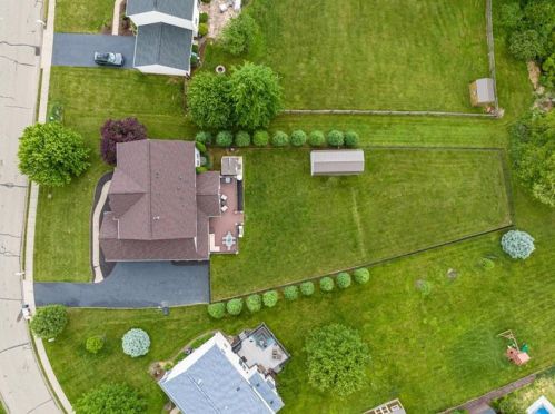 507 Shadow Ct, Gibsonia, PA 15044-7801