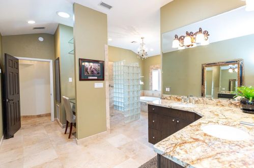 2240 Thunderbird Trl, Maitland FL  32751-3745 exterior