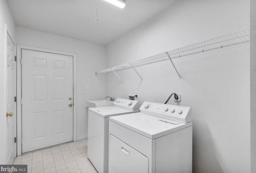 123 Indian Hills Rd, Locust Grove VA  22508-5214 exterior