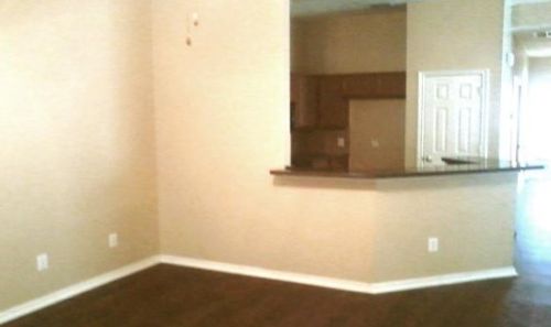 922 Walnut St, Burleson TX  76028-8416 exterior