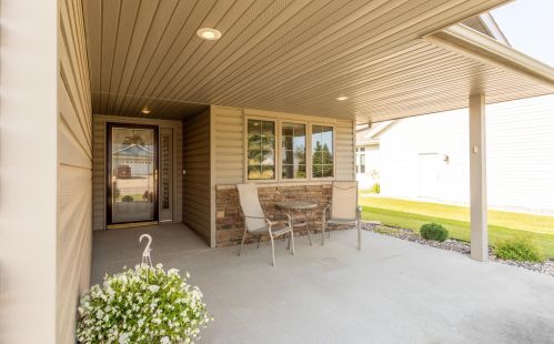214 Ashley Ln, Alex, MN 56308-6166