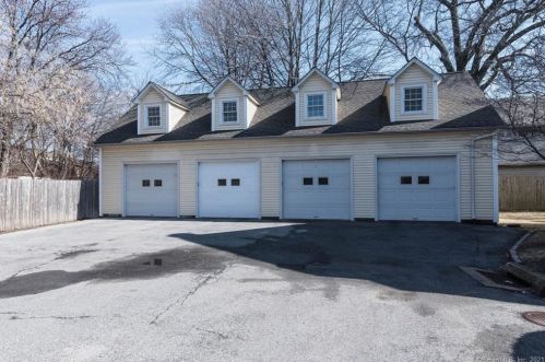 54 Myrtle Ave, Stamford CT  06902-3900 exterior