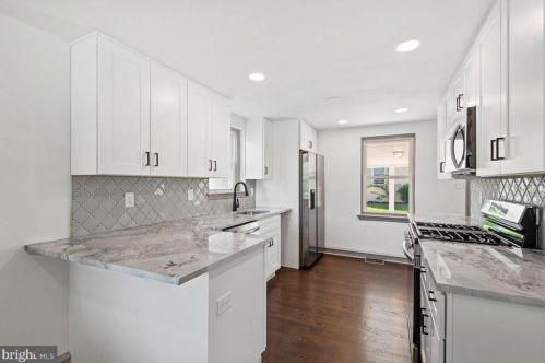1004 Park Ave, Norristown, PA 19403-2067