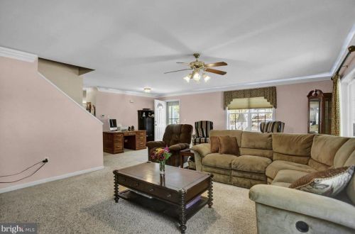 61 Crooked Dr, West Enola PA  17025-1522 exterior