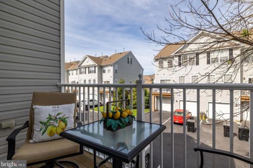 332 Lisa Way, Riverton NJ  08077-1548 exterior