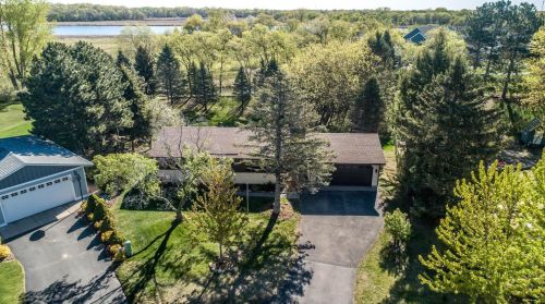 6672 Hokah Dr, Lino Lakes, MN 55014-1342