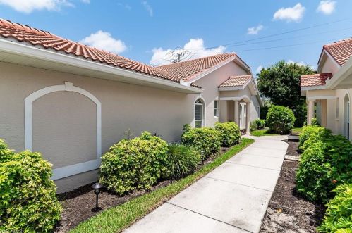 7065 Lone Oak Blvd, Naples, FL 34109-8875