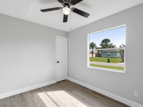 1509 Polynesian Ln, Sebastian FL  32958-6535 exterior