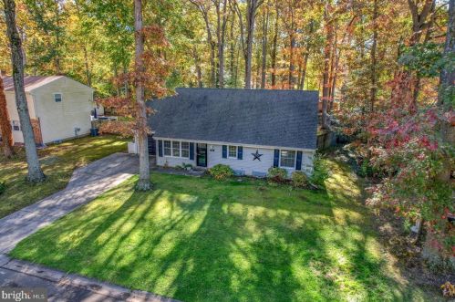240 Merion Rd, Dover, DE 19904-2325