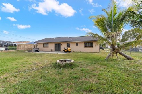 3302 6th Ave, Cape Coral FL  33914-5397 exterior