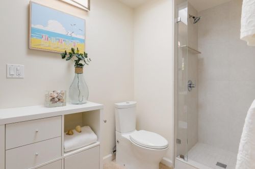 3555 Murdoch Dr, Palo Alto CA  94306-3636 exterior