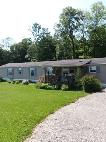 1750 Us Route 62, Wilmot, OH 44689-9612