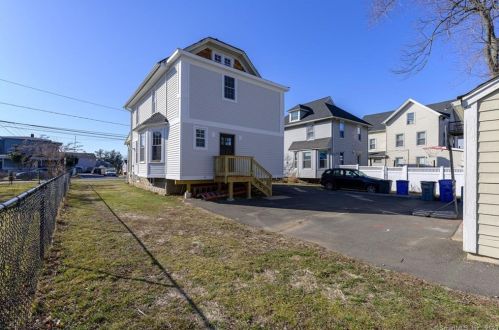 72 Osborne Ave, Norwalk CT  06855-1020 exterior