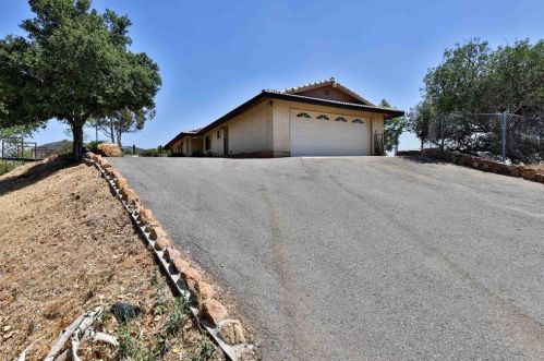 23030 Old Ranch Rd, Alpine, CA 91901-2505