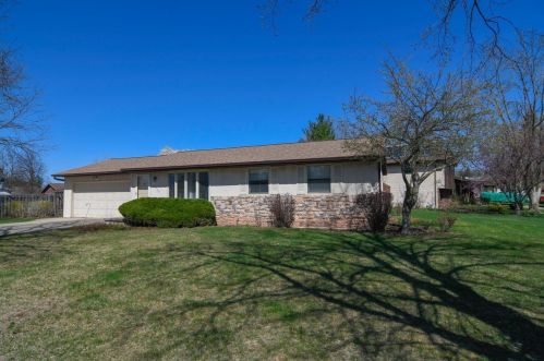 2539 Heather Rd, Green Bay, WI 54311-5245