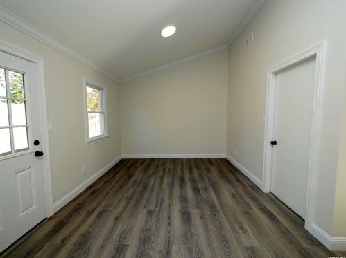 559 Canal Rd, Mount Sinai NY  11766-3304 exterior