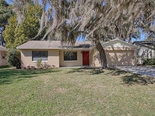 340 Frosti Way, Eustis, FL 32726-2659