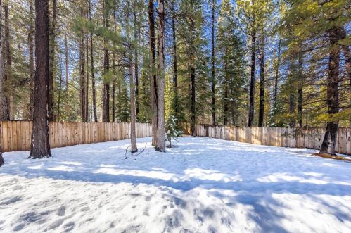 1248 Dixie Mountain Dr, South Lake Tahoe, CA 96150-5516
