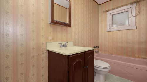 111 Franklin St, Richwood OH  43344-1060 exterior