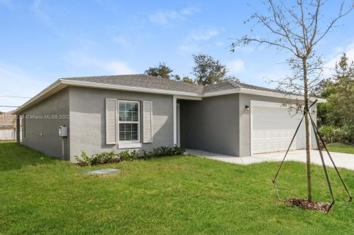 1973 Bellevue Ave, Fort Pierce, FL 34953-1038
