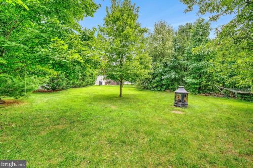 602 Archibald Ln, Florence NJ  08518-4010 exterior