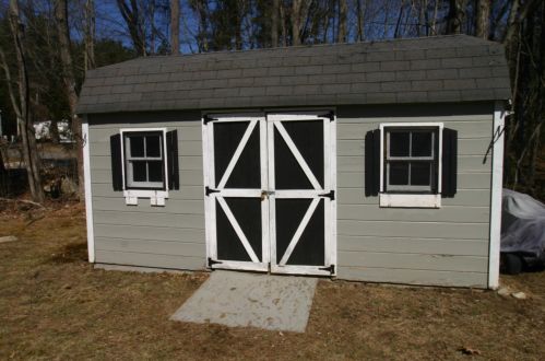 42 Judith St, Danville, NH 03819-5141