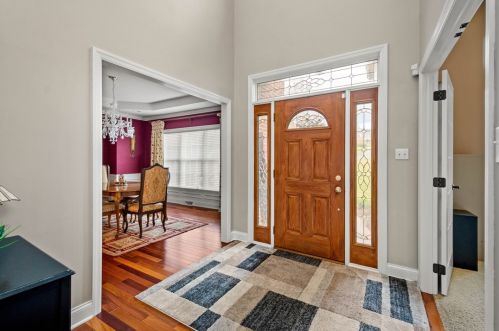 238 Arrowhead Ln, Eighty Four, PA 15330-2690