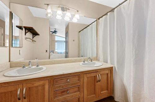 40110 Cannes Ct, Temecula CA  92591-1634 exterior