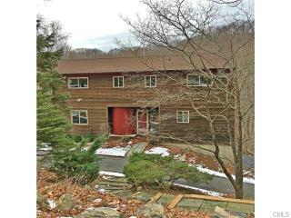 96 Pine Mountain Rd, Ridgefield, CT 06877-1503