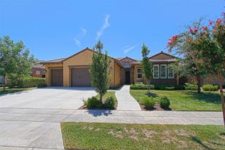 3244 Mitchell Ave, Clovis, CA 93619-5108