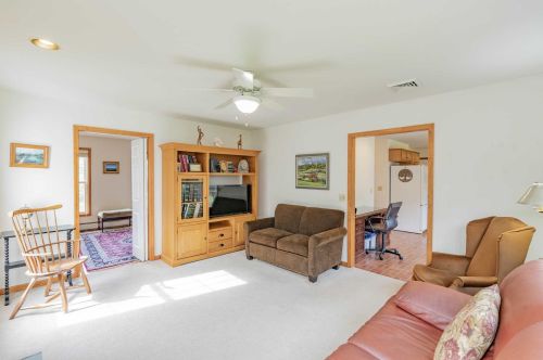 88 Wennington Dr, Poughkeepsie NY  12603-3843 exterior