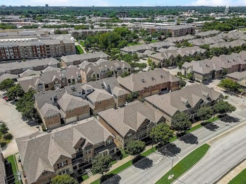 720 Greenville Ave, Richardson TX  75081-4112 exterior