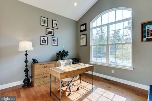 13495 Eagles Rest Dr, Leesburg VA 20176-5035 exterior