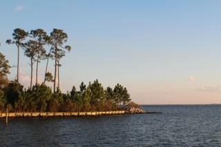 28 Yacht Club Dr, Niceville FL  32578-8226 exterior