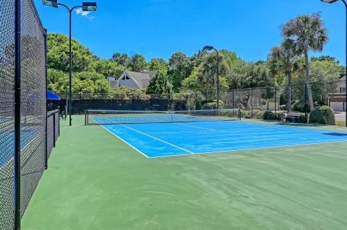 175 Oak Pt Lndg Dr, Mount Pleasant SC 29464-6279 exterior