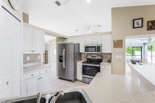 413 17th Pl, Cape Coral FL  33909-2205 exterior